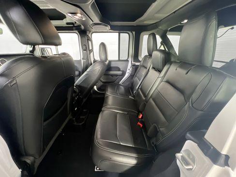 Used 2022 Jeep Wrangler Unlimited Sahara w/ Cold Weather Group image 24