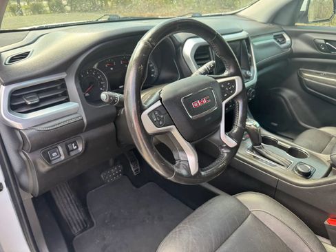 Used 2019 GMC Acadia SLT image 15