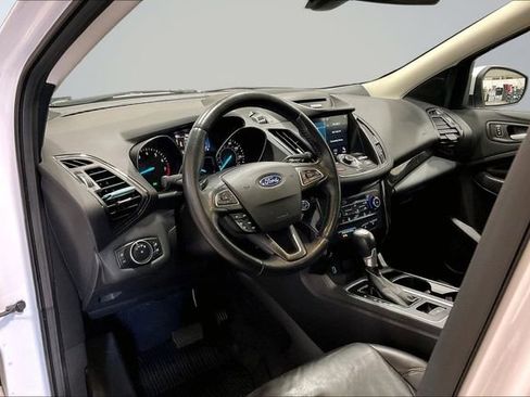 Used 2017 Ford Escape Titanium image 14