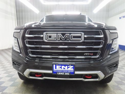 Used 2025 GMC Yukon XL AT4 w/ AT4 Premium Package image 42