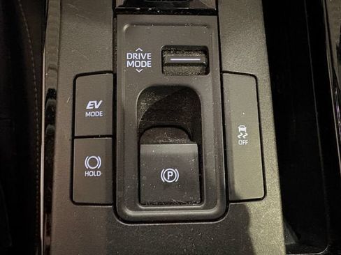 Certified 2024 Toyota Prius XLE AWD/4WD image 20