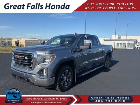 Used 2022 GMC Sierra 1500 SLT w/ Technology Package AWD/4WD image 3