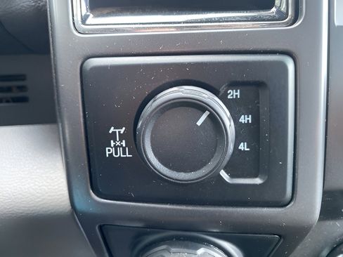 Used 2018 Ford F150 XLT w/ Equipment Group 302A Luxury image 21