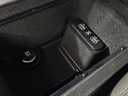 Used 2023 Dodge Charger SXT w/ Blacktop Package RWD image 18