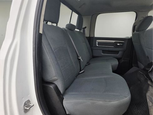 Used 2018 RAM 2500 SLT image 14