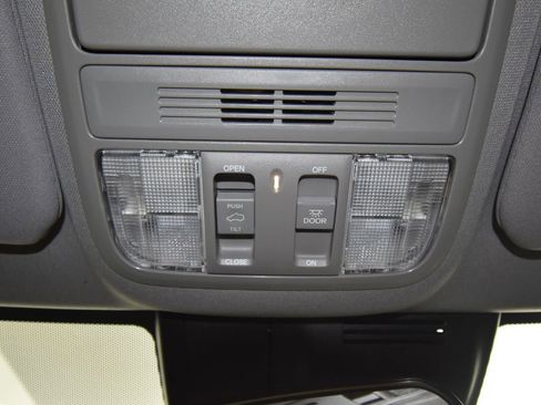 Used 2020 Honda CR-V EX image 24