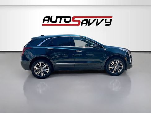 Used 2025 Cadillac XT5 Premium Luxury w/ Technology Package AWD/4WD image 8