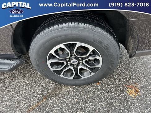 Certified 2024 Ford Expedition Max XLT image 13