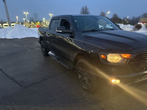Used 2021 RAM 1500 Big Horn image 12