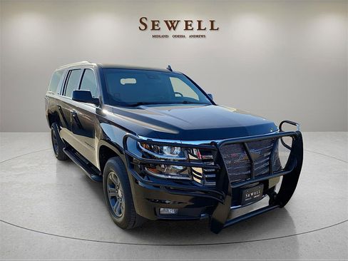 Used 2018 Chevrolet Suburban LT w/ Off-Road Package image 7