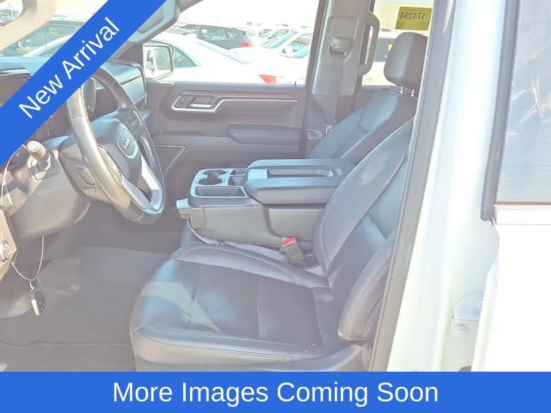 Used 2025 GMC Sierra 1500 SLT RWD image 12