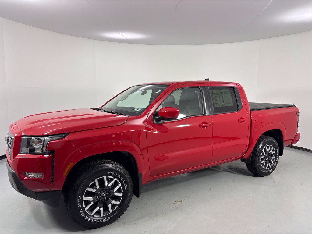 Used 2022 Nissan Frontier SV AWD/4WD image 3