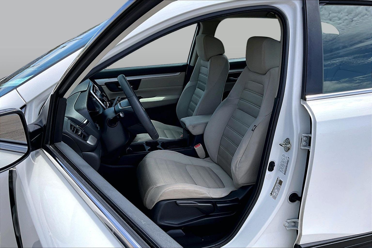 Used 2017 Honda CR-V LX image 24