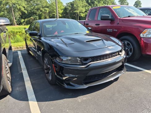 Used 2023 Dodge Charger Scat Pack w/ Plus Group RWD image 3