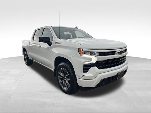 Used 2022 Chevrolet Silverado 1500 RST image 1