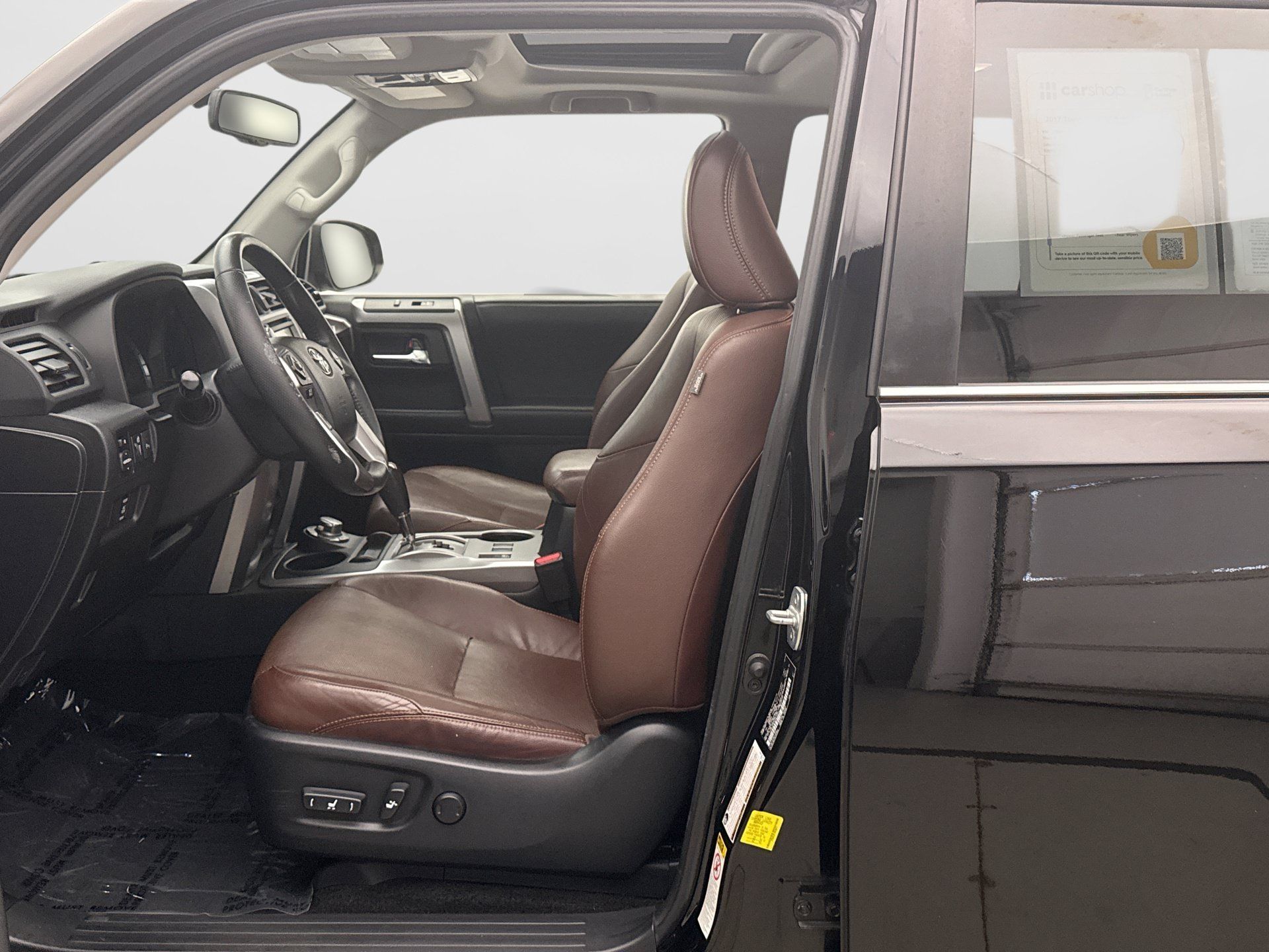 Used 2017 Toyota 4Runner Limited AWD/4WD image 11