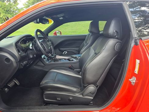 Used 2023 Dodge Challenger SXT w/ Plus Package RWD image 8