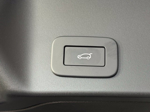 Certified 2026 Land Rover Range Rover Evoque S AWD/4WD image 18
