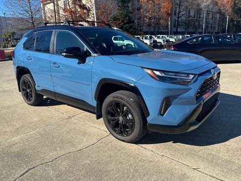 Certified 2025 Toyota RAV4 XSE image 9