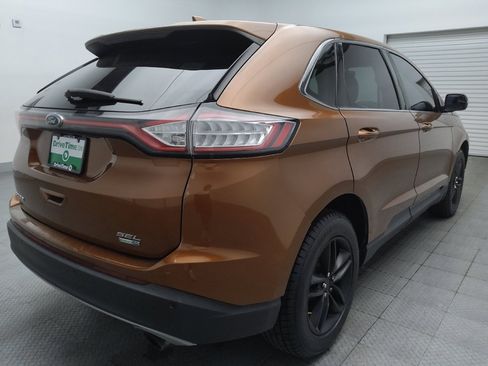 Used 2017 Ford Edge SEL w/ Equipment Group 201A AWD/4WD image 9