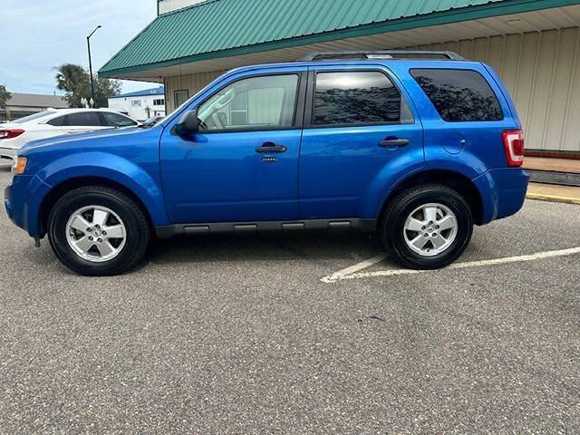 Used 2012 Ford Escape XLT FWD image 3