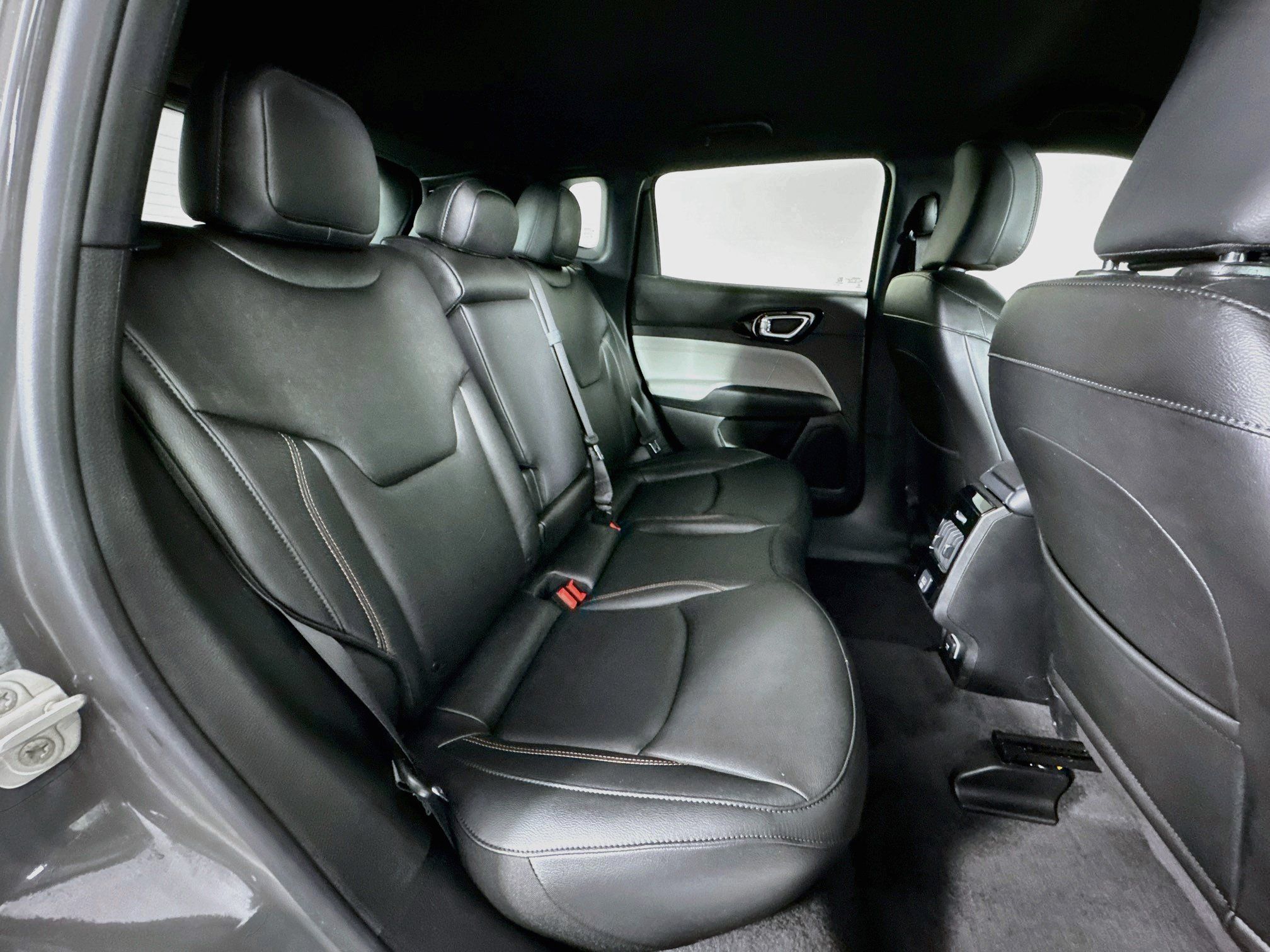 Used 2024 Jeep Compass Limited AWD/4WD image 25