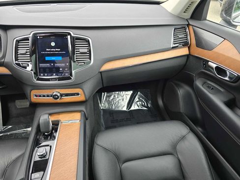 Certified 2023 Volvo XC90 B6 Plus w/ Protection Package Premier AWD/4WD image 18