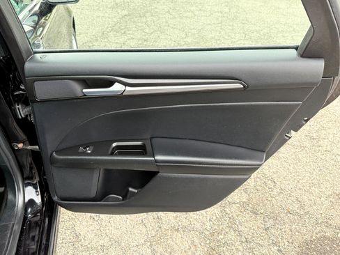 Used 2019 Ford Fusion Energi Titanium image 37