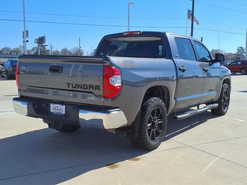 Certified 2018 Toyota Tundra SR5 image 6