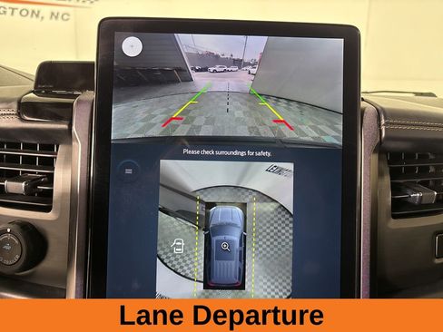 Used 2023 Ford Expedition Platinum image 19