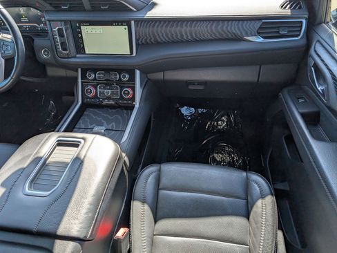 Used 2023 GMC Yukon Denali w/ Denali Reserve Package AWD/4WD image 30