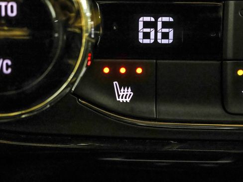 Used 2024 Chevrolet TrailBlazer ACTIV w/ Convenience Package AWD/4WD image 29