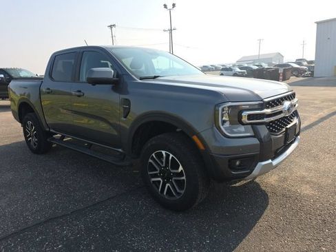 Used 2026 Ford Ranger Lariat w/ FX4 Off-Road Package AWD/4WD image 7