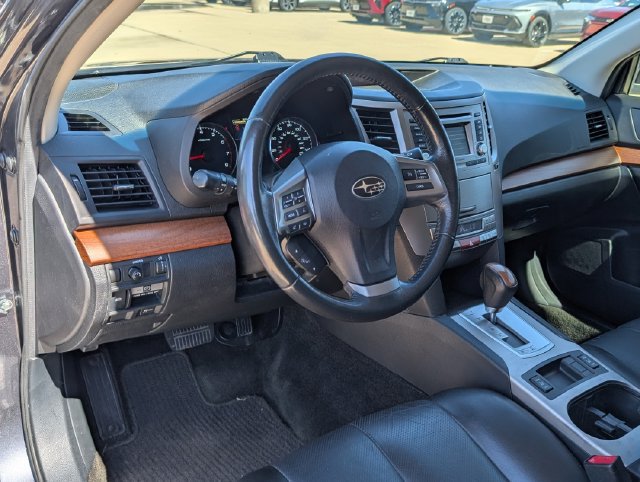 Used 2013 Subaru Outback 2.5i Limited w/ Moonroof Pkg AWD/4WD image 5