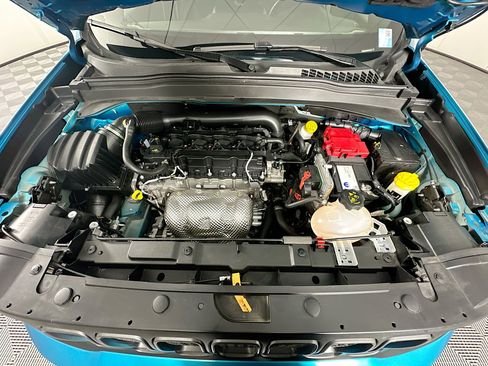 Used 2021 Jeep Renegade Latitude image 32