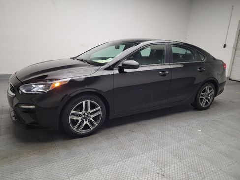 Used 2019 Kia Forte S w/ S Premium Package image 2