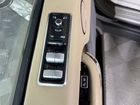 Used 2019 Land Rover Range Rover HSE AWD/4WD image 32