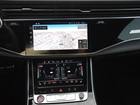 New 2026 Audi SQ8 Prestige image 29