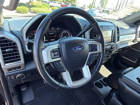 Used 2018 Ford F350 Lariat w/ Camper Package AWD/4WD image 32
