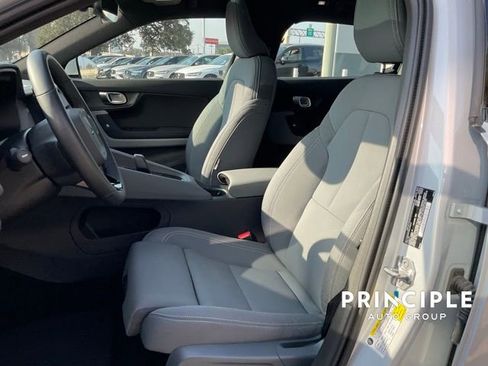 Used 2022 Polestar Polestar 2 Long Range Dual Motor w/ Plus Package image 13