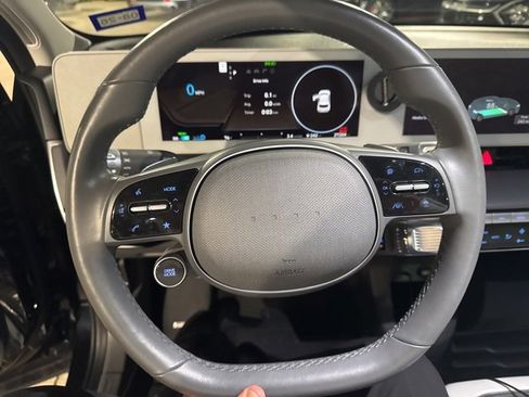 Used 2022 Hyundai Ioniq 5 Limited w/ Cargo Package image 5