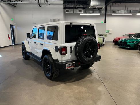 Used 2021 Jeep Wrangler Unlimited Sahara image 5
