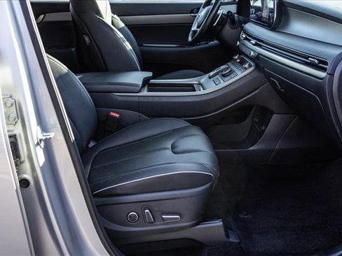 Used 2025 Hyundai Palisade SEL image 30