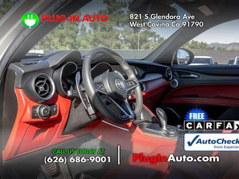 Used 2018 Alfa Romeo Stelvio Ti Sport image 8