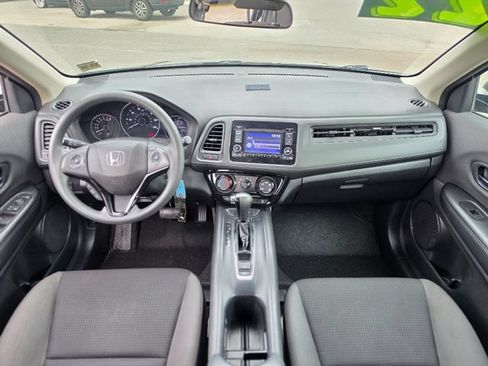 Used 2022 Honda HR-V LX image 29
