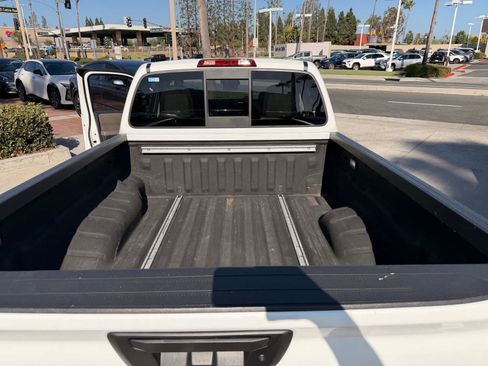 Used 2022 Nissan Frontier SV w/ Technology Package AWD/4WD image 20