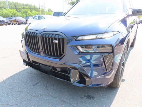 Used 2024 BMW X7 M60i w/ Executive Package AWD/4WD image 10