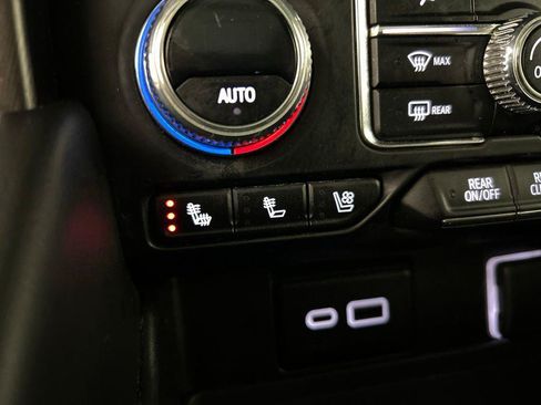 Used 2023 GMC Yukon XL AT4 w/ AT4 Premium Plus Package AWD/4WD image 38