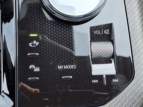 New 2026 BMW X3 xDrive30 w/ Convenience Package image 17