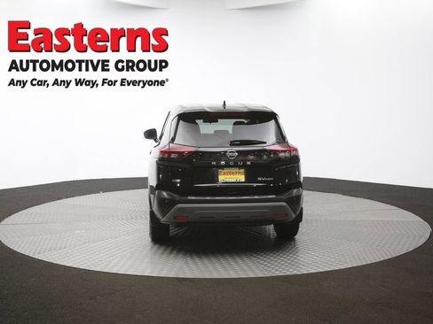 Used 2021 Nissan Rogue SV image 34